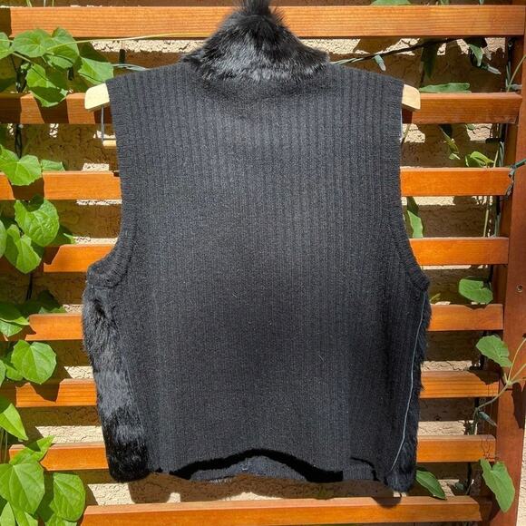 Sutton Studio Fur black Vest (Women's) Small-P - Picture 7 of 10
